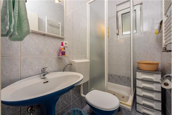 Apartment A1, for 8 persons