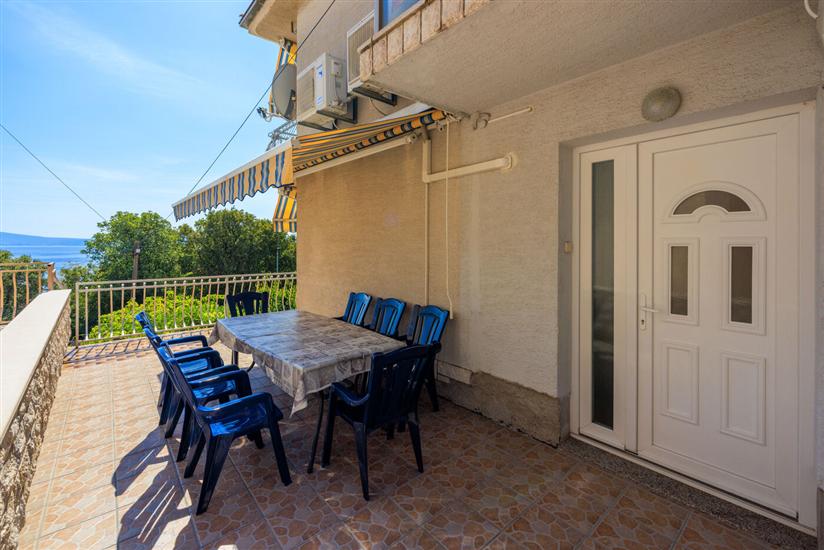 Apartment A1, for 8 persons