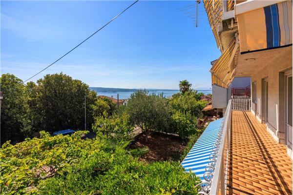 Apartment A1, for 8 persons