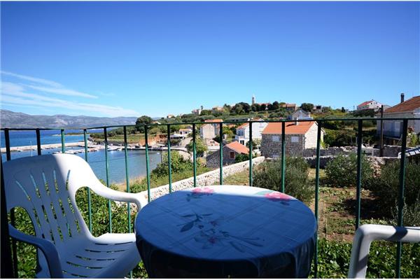 Apartment A1, for 3 persons