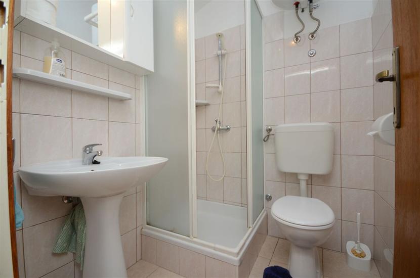 Apartment A2, for 3 persons