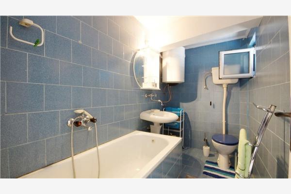 Room S1, for 2 persons