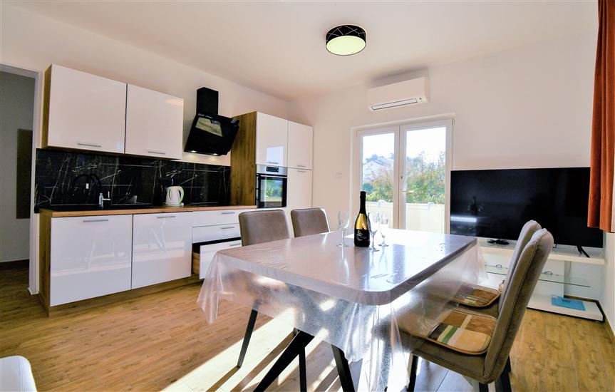 Apartman A1, na 5 osebe