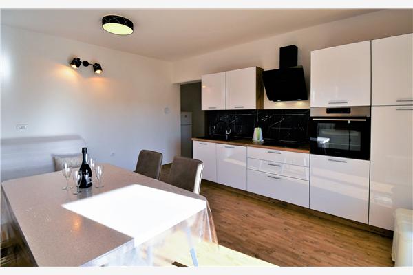 Apartman A1, na 5 osebe