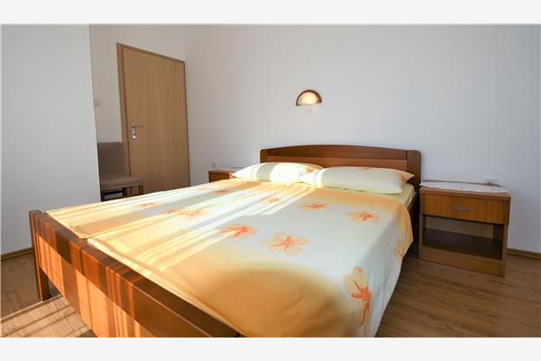 Apartman A1, na 5 osebe