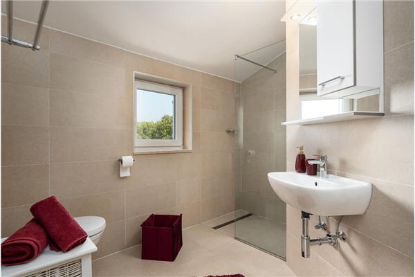 House K1, for 12 persons