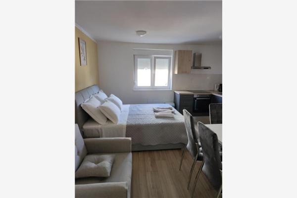 Apartment A4, for 3 persons