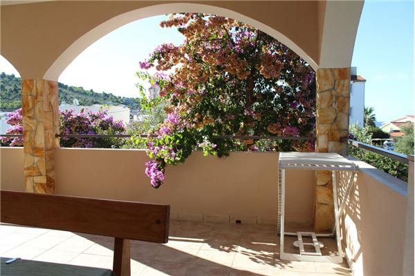 Apartment A1, for 5 persons