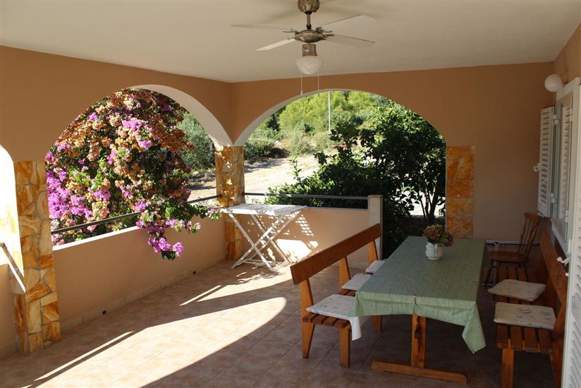 Apartment A1, for 5 persons