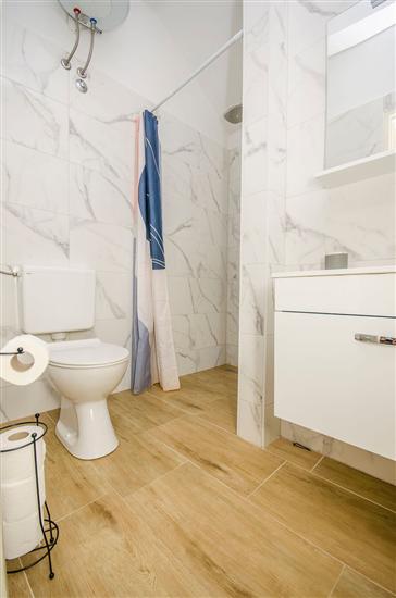 Apartment A1, for 5 persons