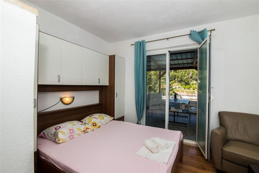 Apartment A1, for 3 persons