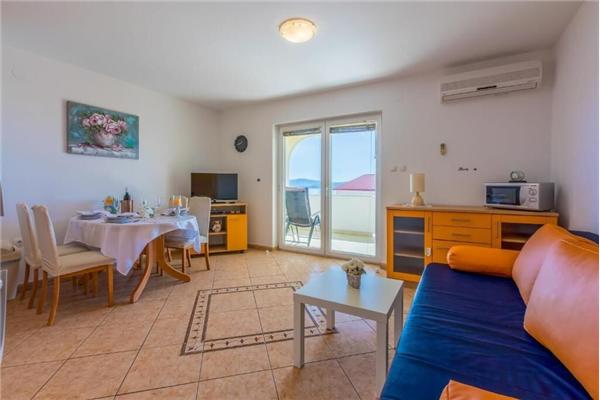 Apartment A1, for 4 persons