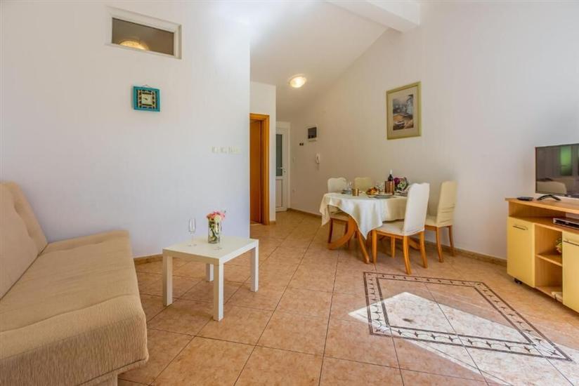 Apartment A2, for 4 persons