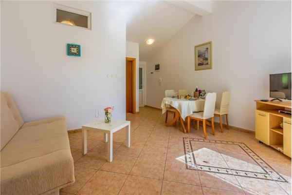 Apartment A2, for 4 persons