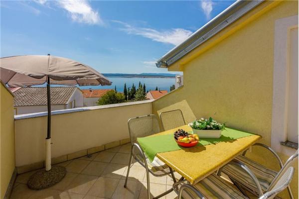 Apartment A2, for 4 persons