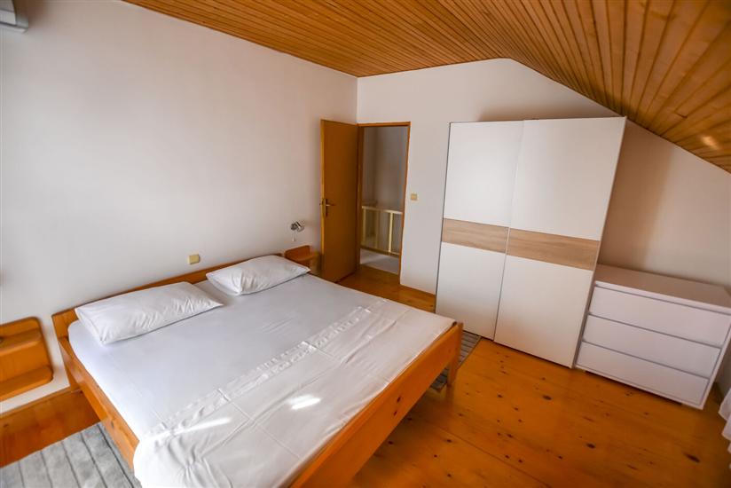 House K1, for 5 persons