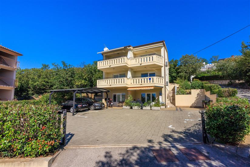 Apartments Petak Novi