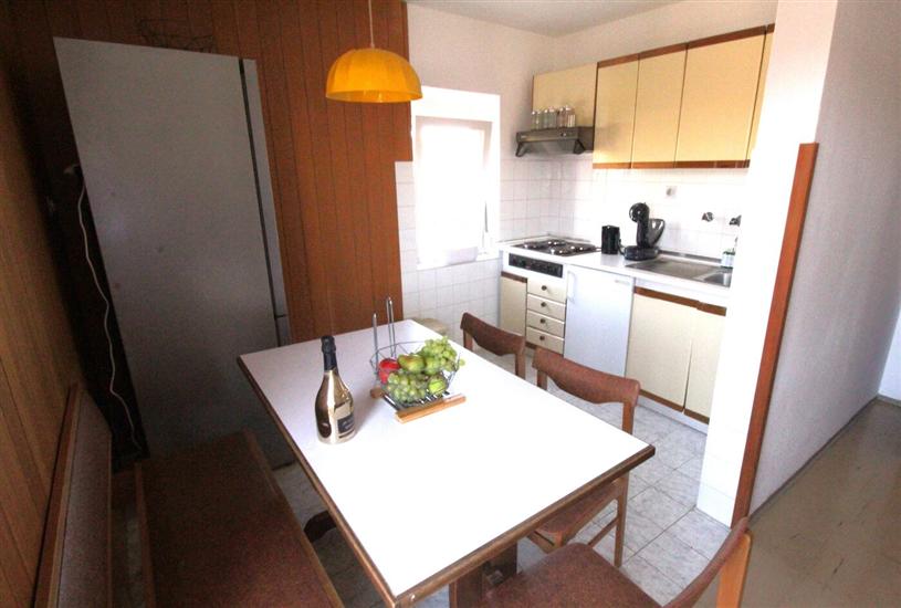 Apartman A2, na 4 osebe