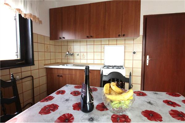 Apartment A1, for 6 persons