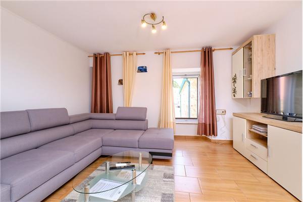 Apartment A2, for 3 persons