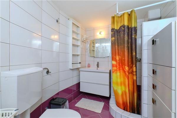 Apartment A2, for 3 persons