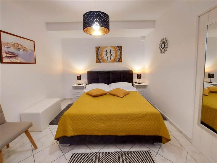 Apartment A1, for 4 persons