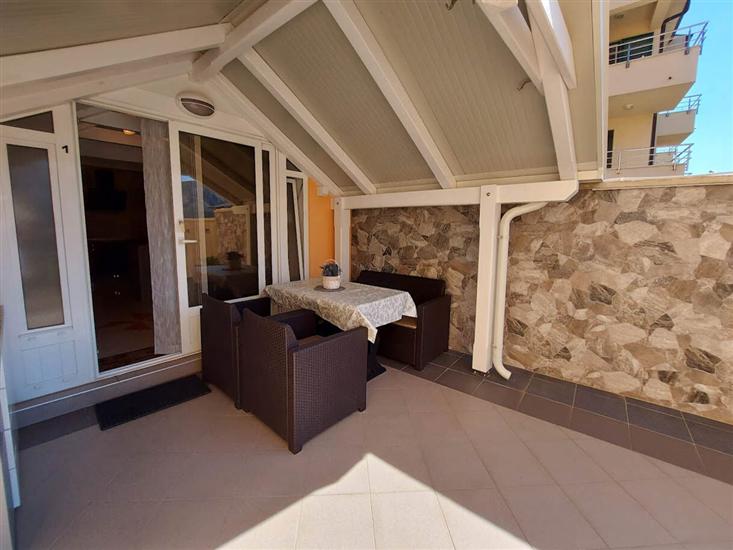 Apartment A1, for 4 persons