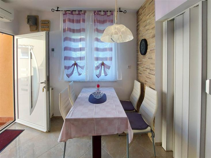 Apartment A2, for 4 persons