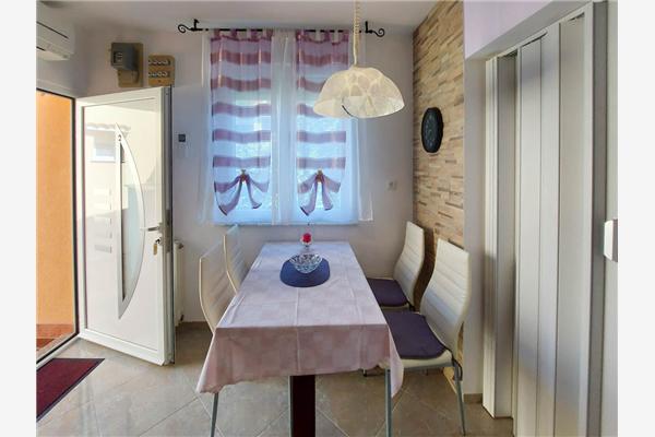 Apartment A2, for 4 persons