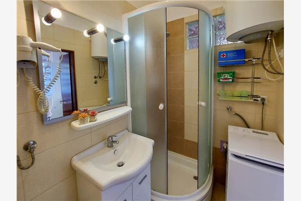 Apartment A2, for 4 persons