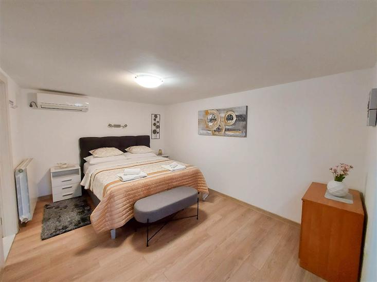 Apartment A3, for 3 persons