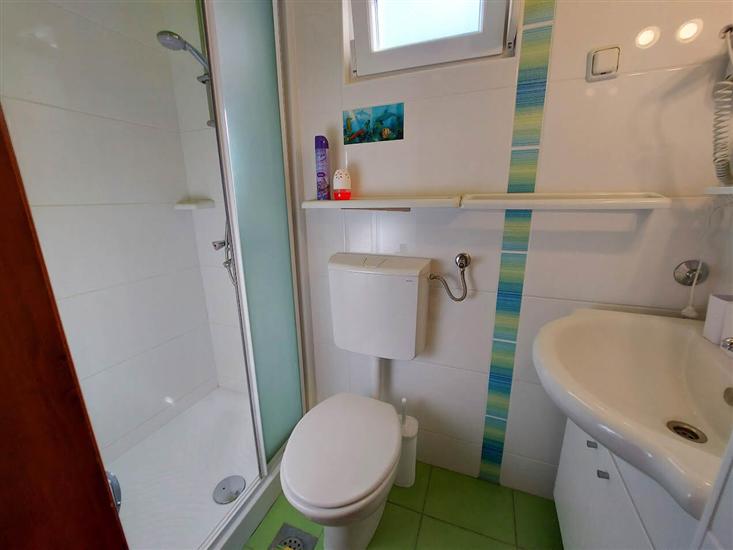 Room S1, for 2 persons