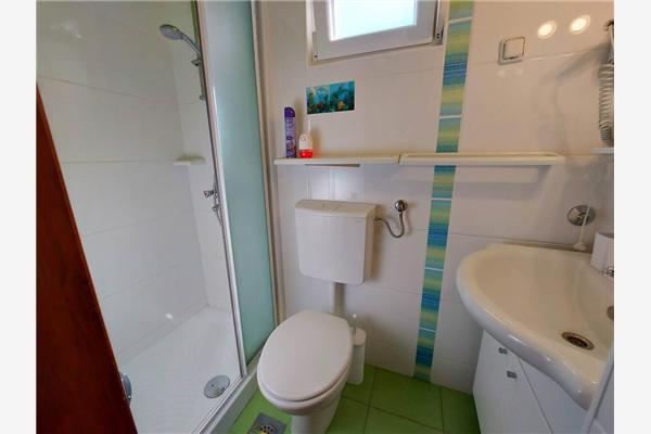 Room S1, for 2 persons