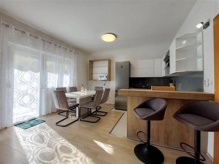 House A1, for 10 persons