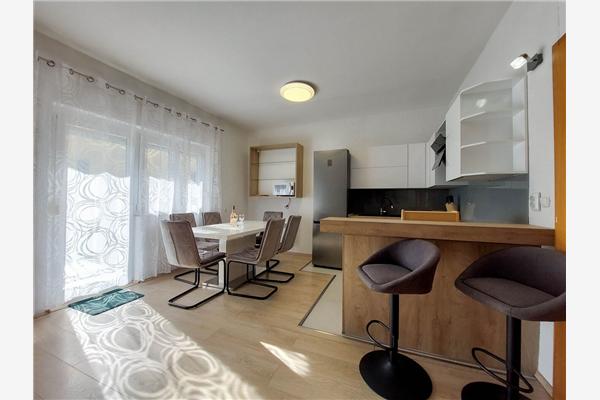 House A1, for 10 persons