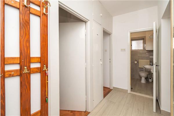 Apartment A1, for 6 persons