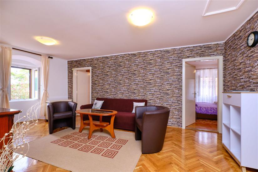 Apartment A1, for 6 persons
