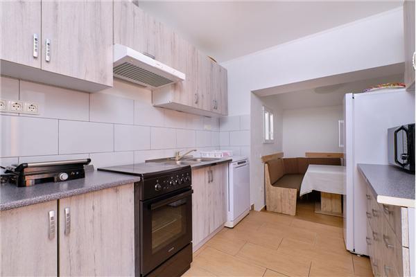 Apartment A1, for 6 persons