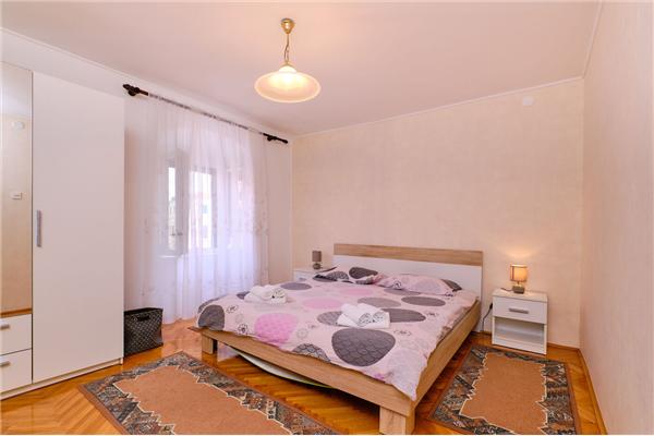 Apartment A1, for 6 persons