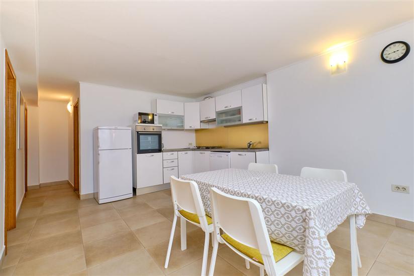 Apartment A1, for 3 persons