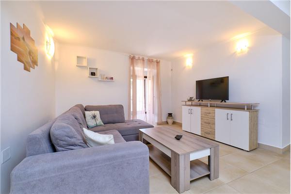 Apartment A1, for 3 persons
