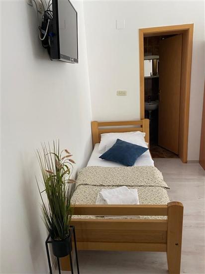 Apartment A4, for 3 persons