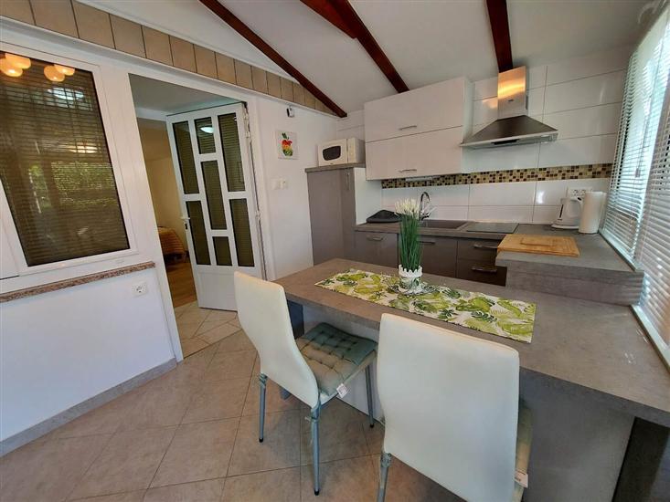 Apartment A4, for 3 persons