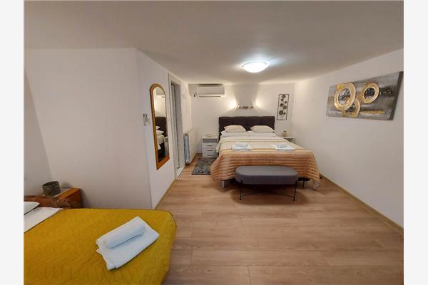 Apartment A4, for 3 persons