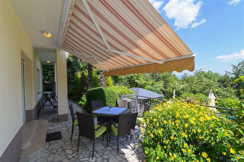 Apartments Grozić A2