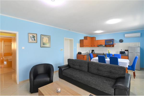 Apartment A1, for 6 persons