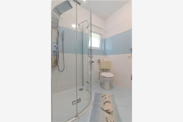 Apartment A1, for 6 persons