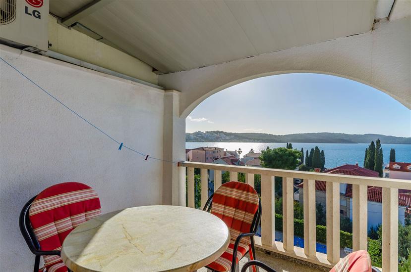 Apartment A7, for 2 persons