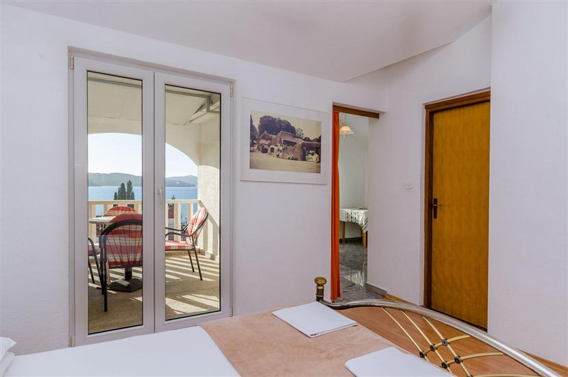 Apartment A7, for 2 persons