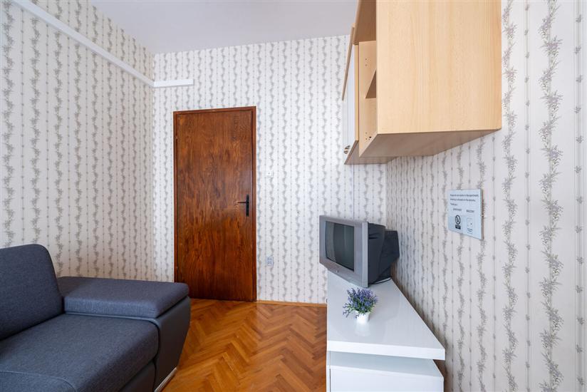 Apartment A1, for 6 persons